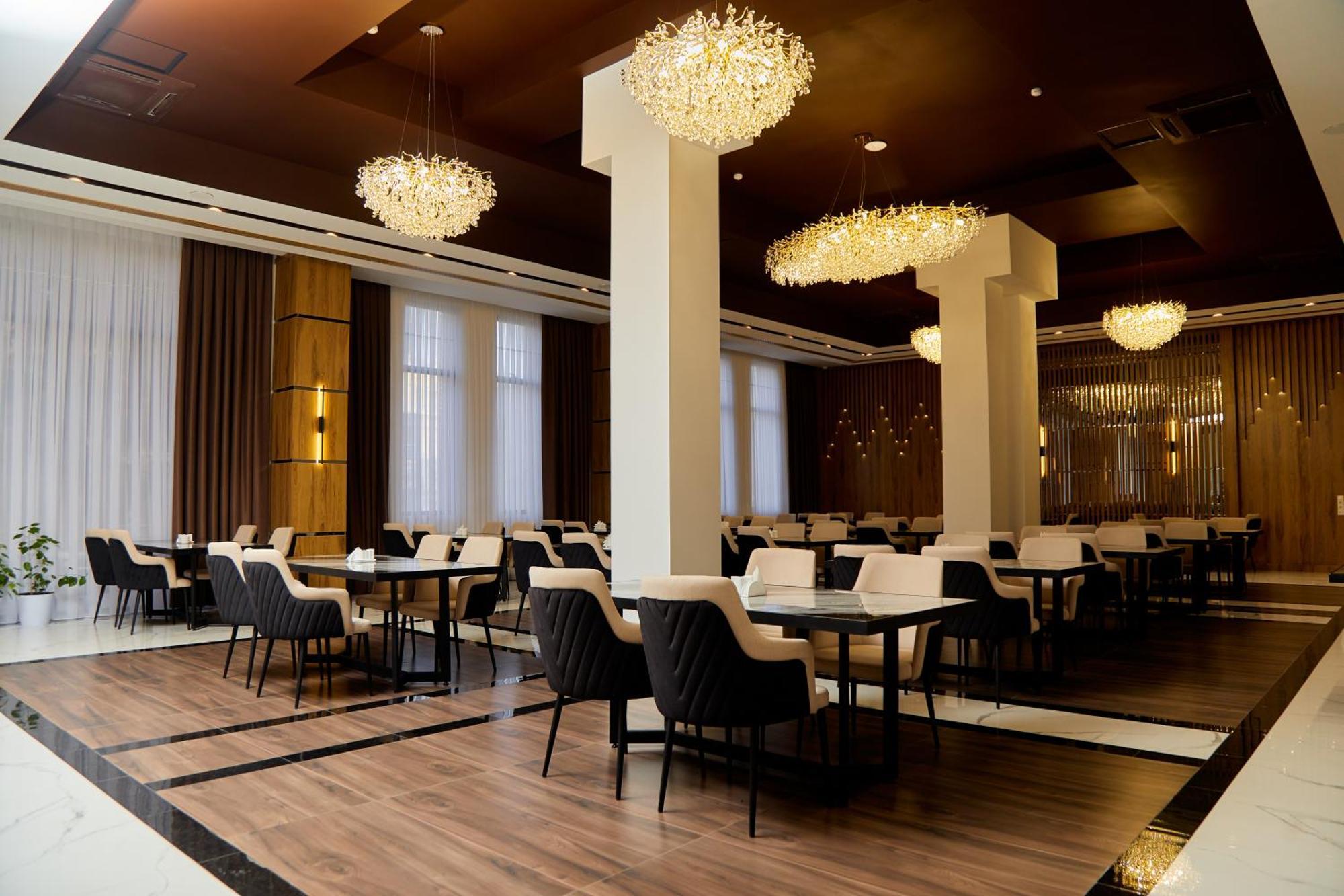 Grand Plaza Hotel Самарканд Экстерьер фото
